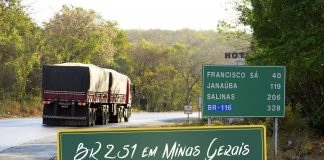 A situação da BR 251 em Minas Gerais BR 251 em Minas Gerais.