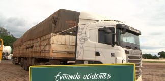 Uma atitude pode evitar um acidente na estrada Uma atitude pode evitar um acidente na estrada