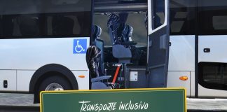 Micro-ônibus inclusivo da Iveco Bus Micro-ônibus inclusivo da Iveco Bus