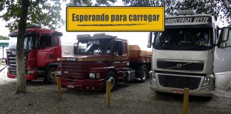 Esperando para carregar Esperando para carregar