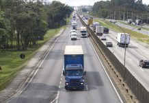 Indústria espera melhora no setor de caminhões nos próximos meses com o Move Brasil Indústria espera melhora no setor de caminhões nos próximos meses com o Move Brasil