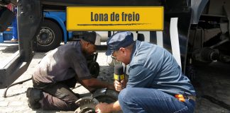 Troca de lona de freio na estrada Troca de lonas de freio na estrada