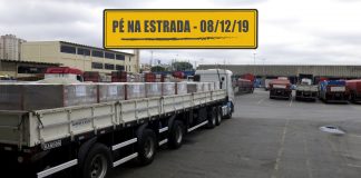 Entrega rápida, cliente feliz e caminhoneiro prefeito