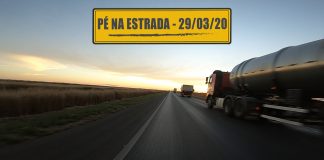 Dificuldade na estrada e onde nem tem estrada Dificuldade na estrada e onde nem tem estrada