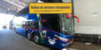 Ônibus de turismo e fretamento Ônibus de turismo e fretamento