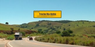 Desviando de trecho da Rio-Bahia Desviando de trecho da Rio-Bahia