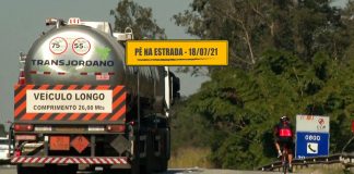 Ciclista na pista e profissional valorizado Ciclista na pista e profissional valorizado