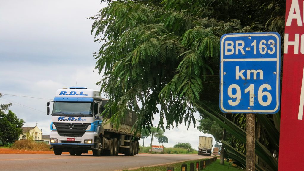 Imagem fotografada no km 916 da BR-163, no estado de Mato Grosso