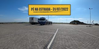 Ponto de apoio na estrada, dia da Cristal e ônibus Euro 6 Ponto de apoio na estrada, dia da Cristal e ônibus Euro 6