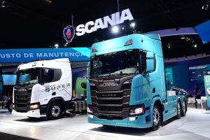 Scania lança linha Super e apresenta os três caminhões mais pesados da Fenatran