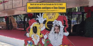 Caminhões antigos e lixo limpo