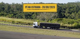 Tecnologia embarcada nos caminhões e nos componentes dos motores Caminhão na subida