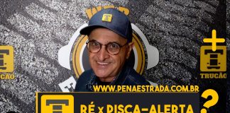 Preciso ligar o pisca alerta para dar ré? Preciso ligar o pisca alerta para dar ré?