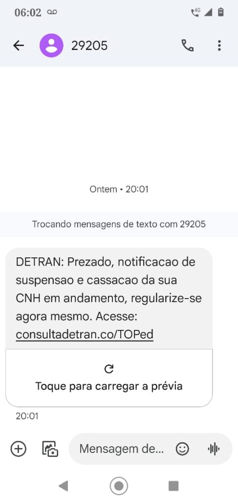 Veja como é o golpe que manda mensagens falsas sobre a suspensão de CNH
