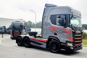 É infração rodar com meio-para-lama no caminhão?