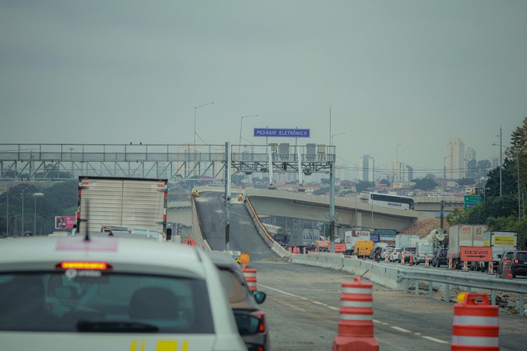 Novos complexos viários na Dutra amplia integração em São Paulo