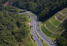 Falta de acordo no TCU pode atrasar obras na Autopista Litoral Sul Falta de acordo no TCU pode atrasar obras na Autopista Litoral Sul