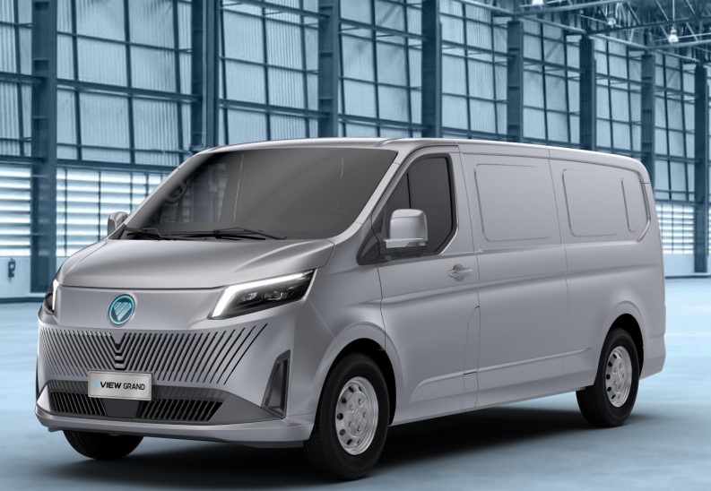 Foton aposta na mobilidade elétrica e lança 7 veículos comerciais